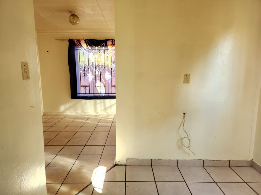 2 Bedroom Property for Sale in Lourierpark Free State
